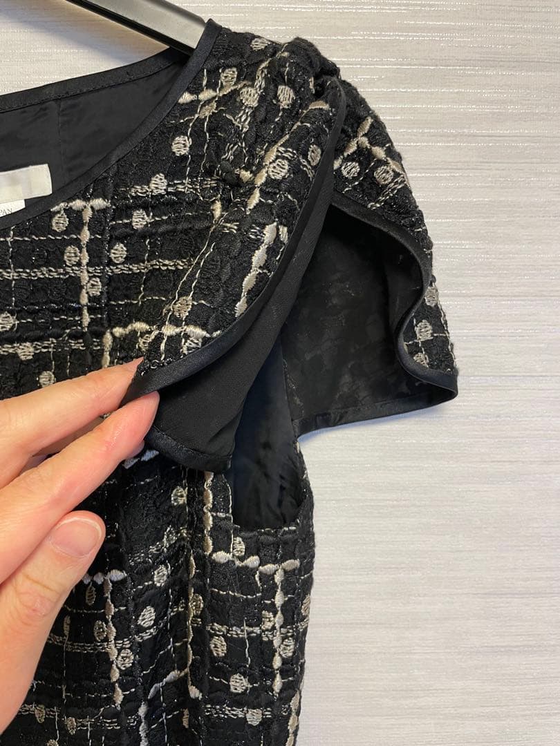 【美品】Rene★ワンピースドレス　ゴールド　黒　チュール　アシンメトリー