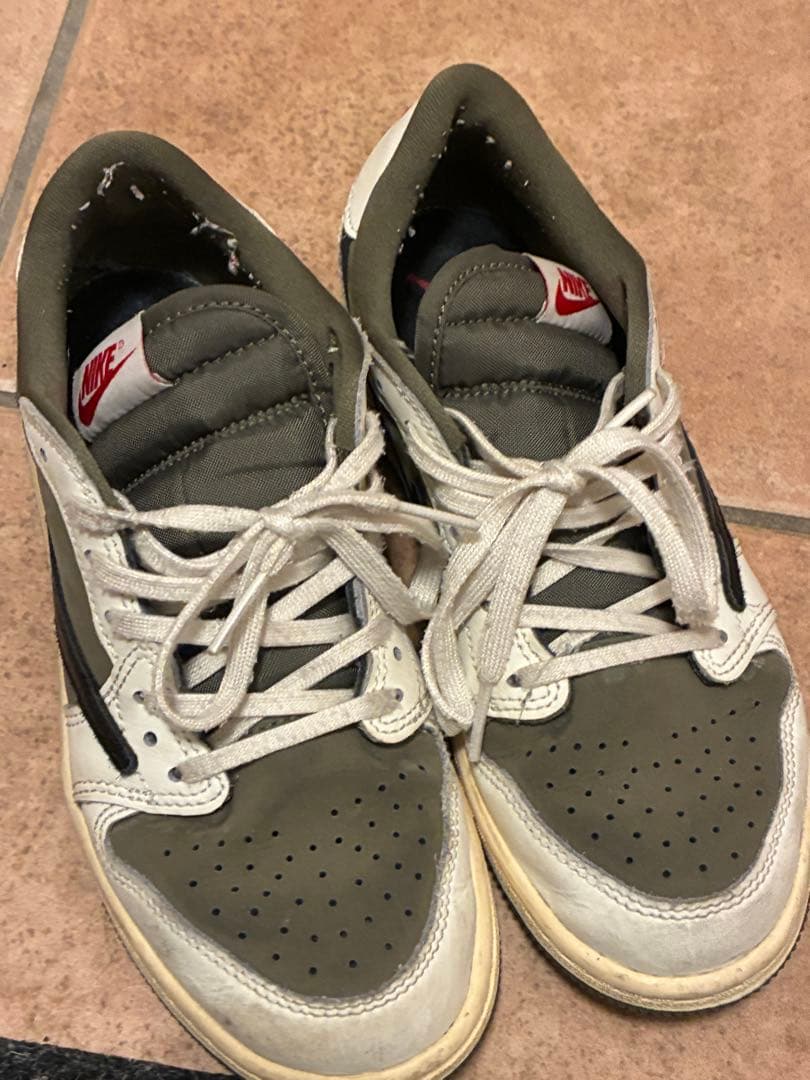 トラビススコット　オリーブ　キッズ　22センチ　箱あり