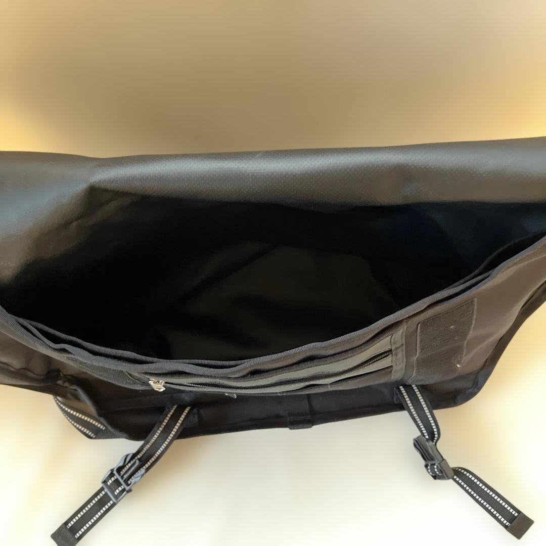 美品　Chrome メッセンジャーバッグ MINI METRO 斜め掛け　黒