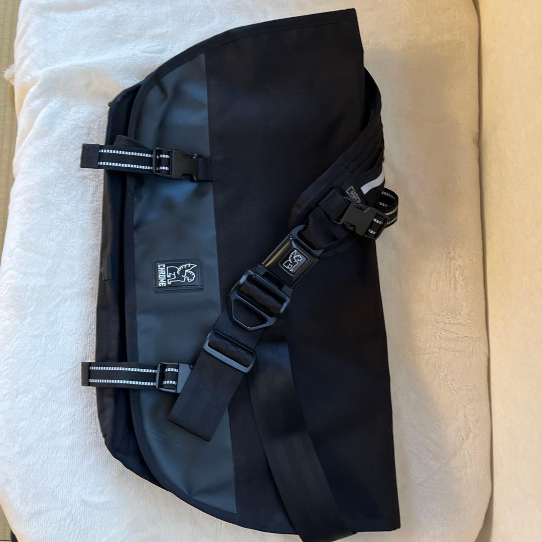 美品　Chrome メッセンジャーバッグ MINI METRO 斜め掛け　黒