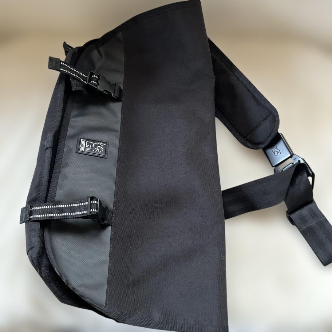 美品　Chrome メッセンジャーバッグ MINI METRO 斜め掛け　黒