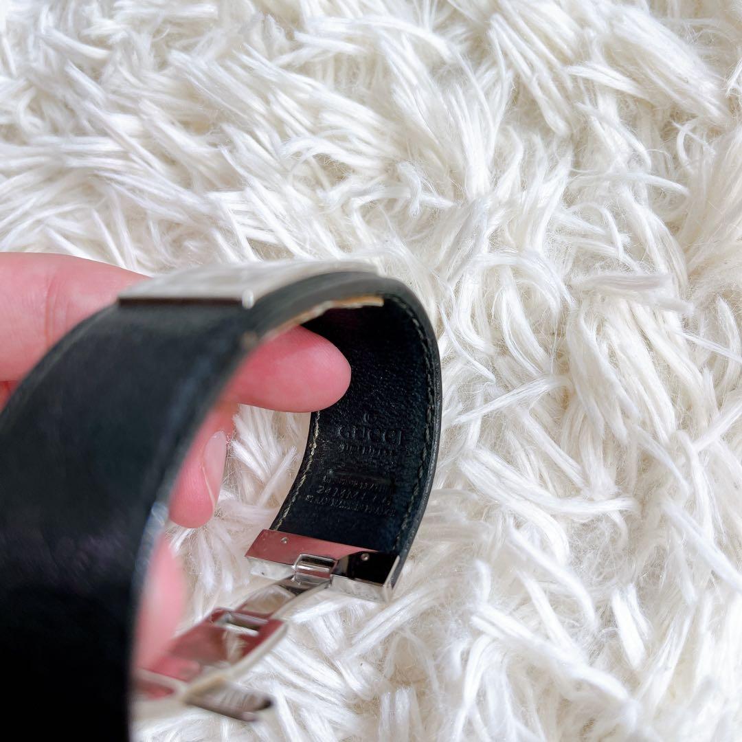 稼働品✨GUCCI グッチ レザーバングルウォッチ 腕時計　ブラック シルバー