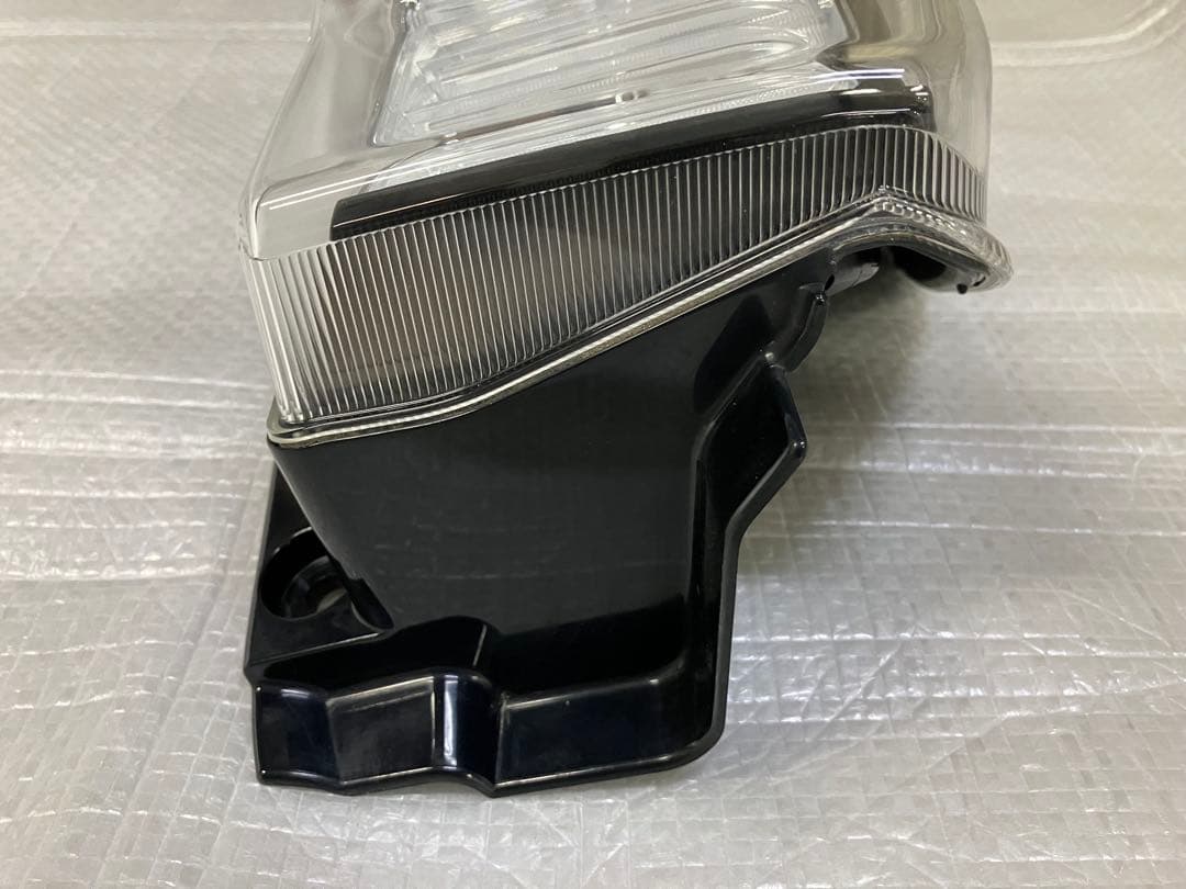 ♦︎ダイハツ★タントカスタムLA600S左純正テール★インナーブラックタイプ★