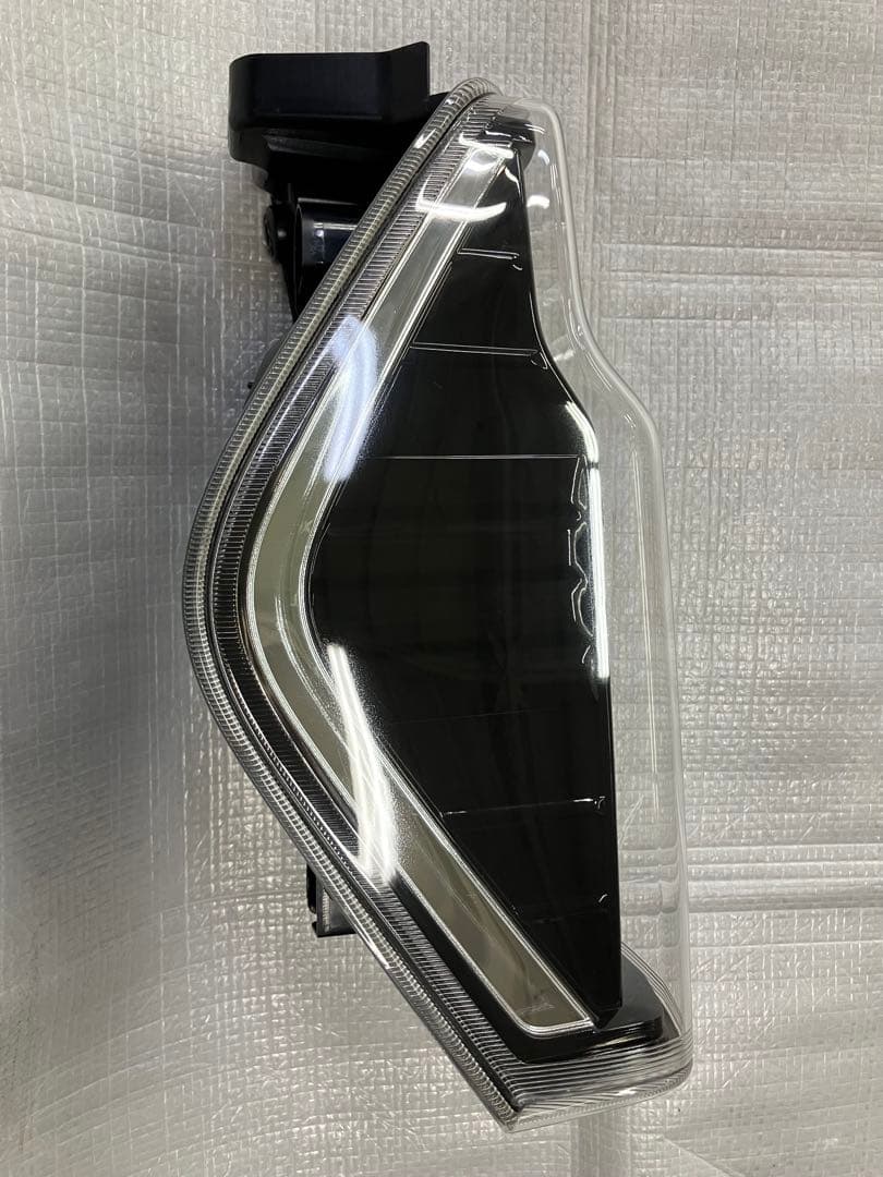 ♦︎ダイハツ★タントカスタムLA600S左純正テール★インナーブラックタイプ★