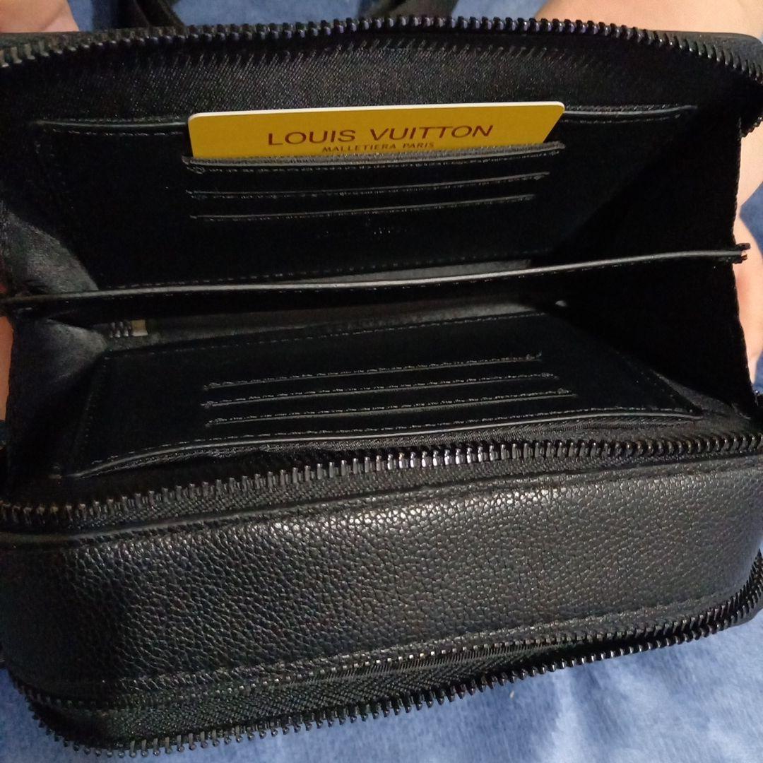 LOUISVUITTON ノベルティ　ショルダーバッグ