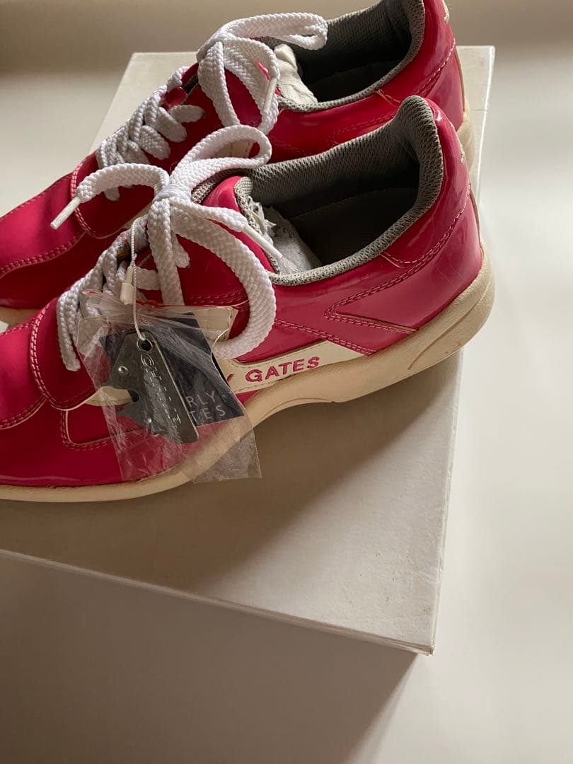 未使用　美品！　パーリーゲイツ　ピンク エナメル　ゴルフシューズ 23.5cm