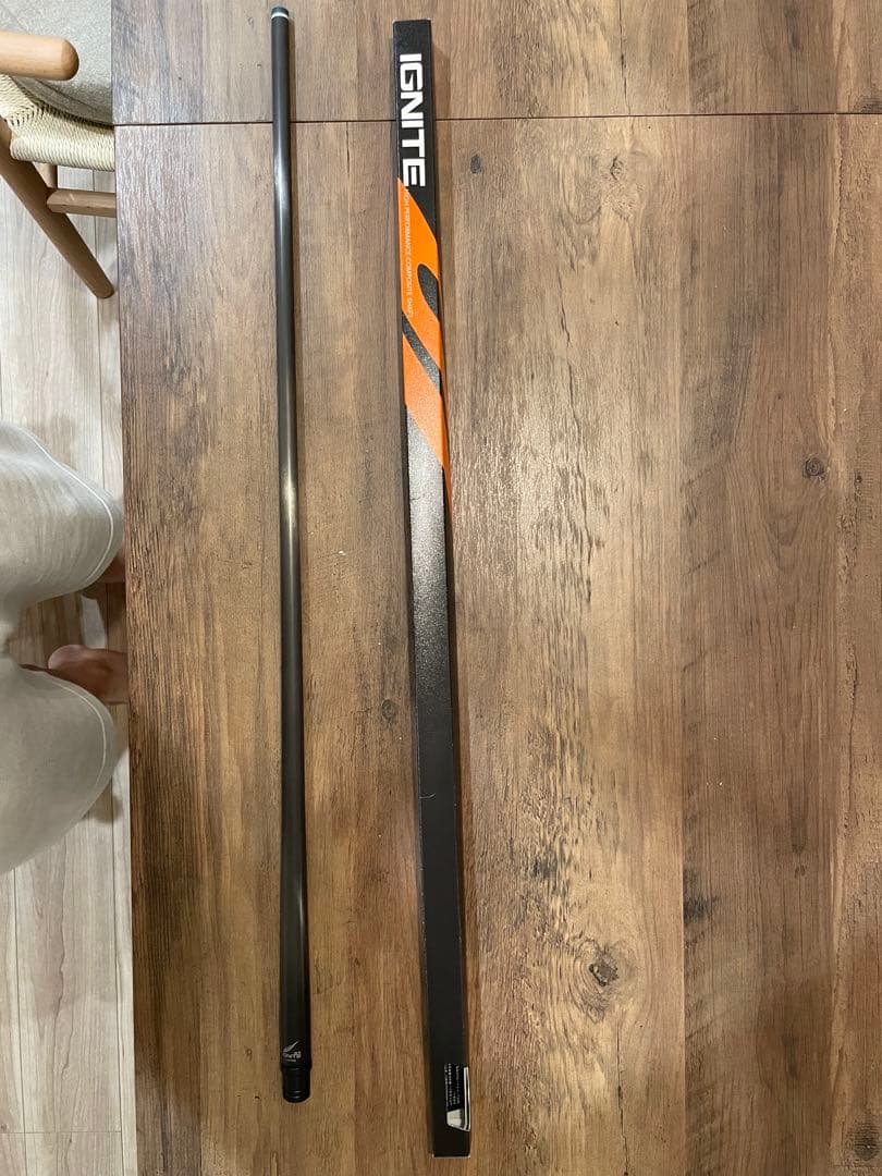 IGNITE UNITED ビリヤードキュー 黒/青