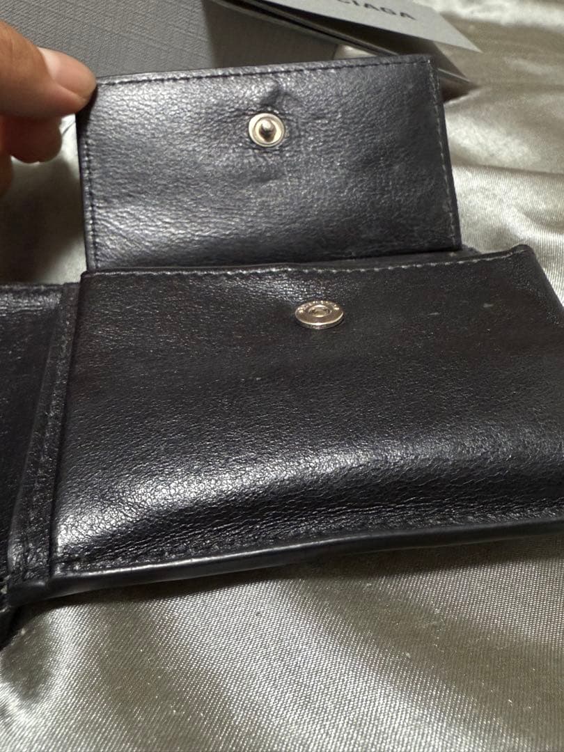 m*a様 BALENCIAGA 二つ折り財布 ブラック
