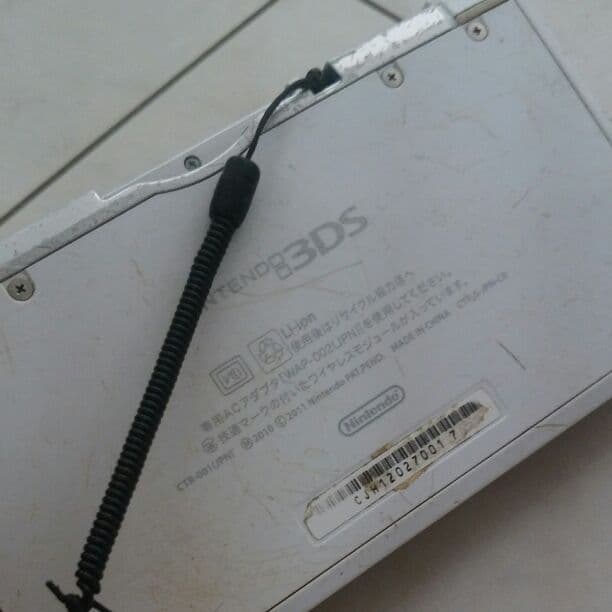 3DS本体と3DSカセットwii uカセット