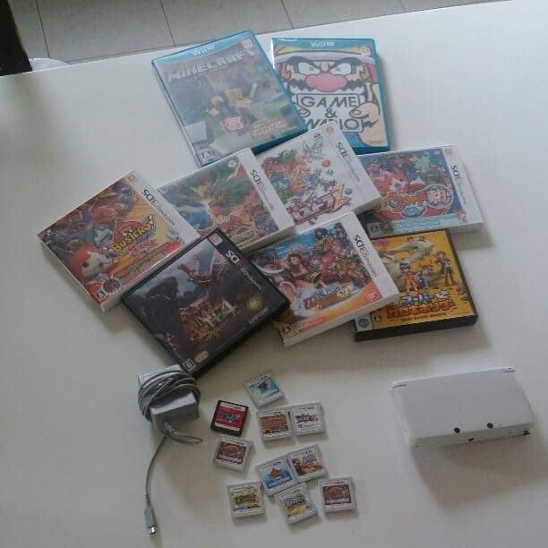 3DS本体と3DSカセットwii uカセット