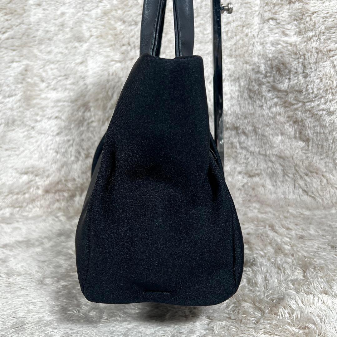 美品✨　kawa-kawa カワカワ　トートバッグ　wet S ブラック