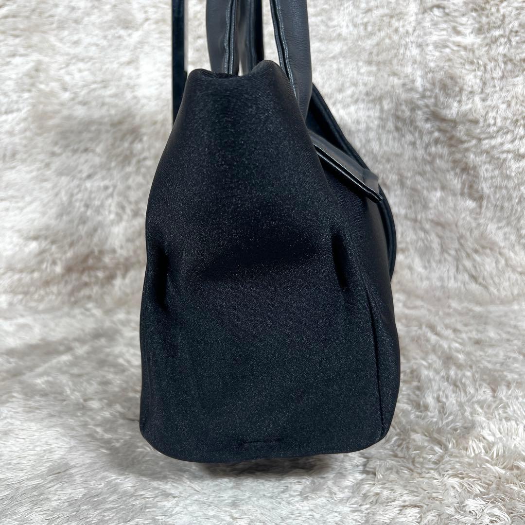 美品✨　kawa-kawa カワカワ　トートバッグ　wet S ブラック