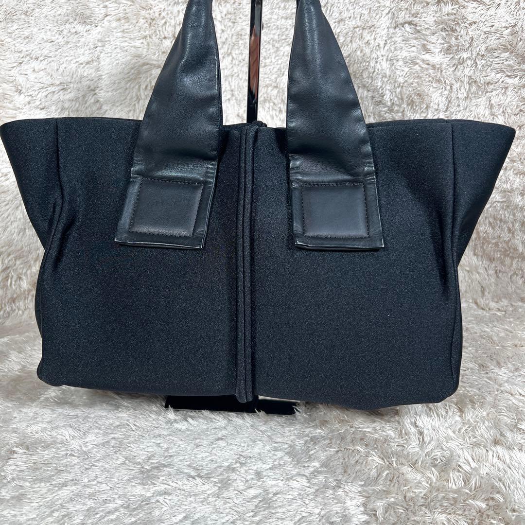 美品✨　kawa-kawa カワカワ　トートバッグ　wet S ブラック