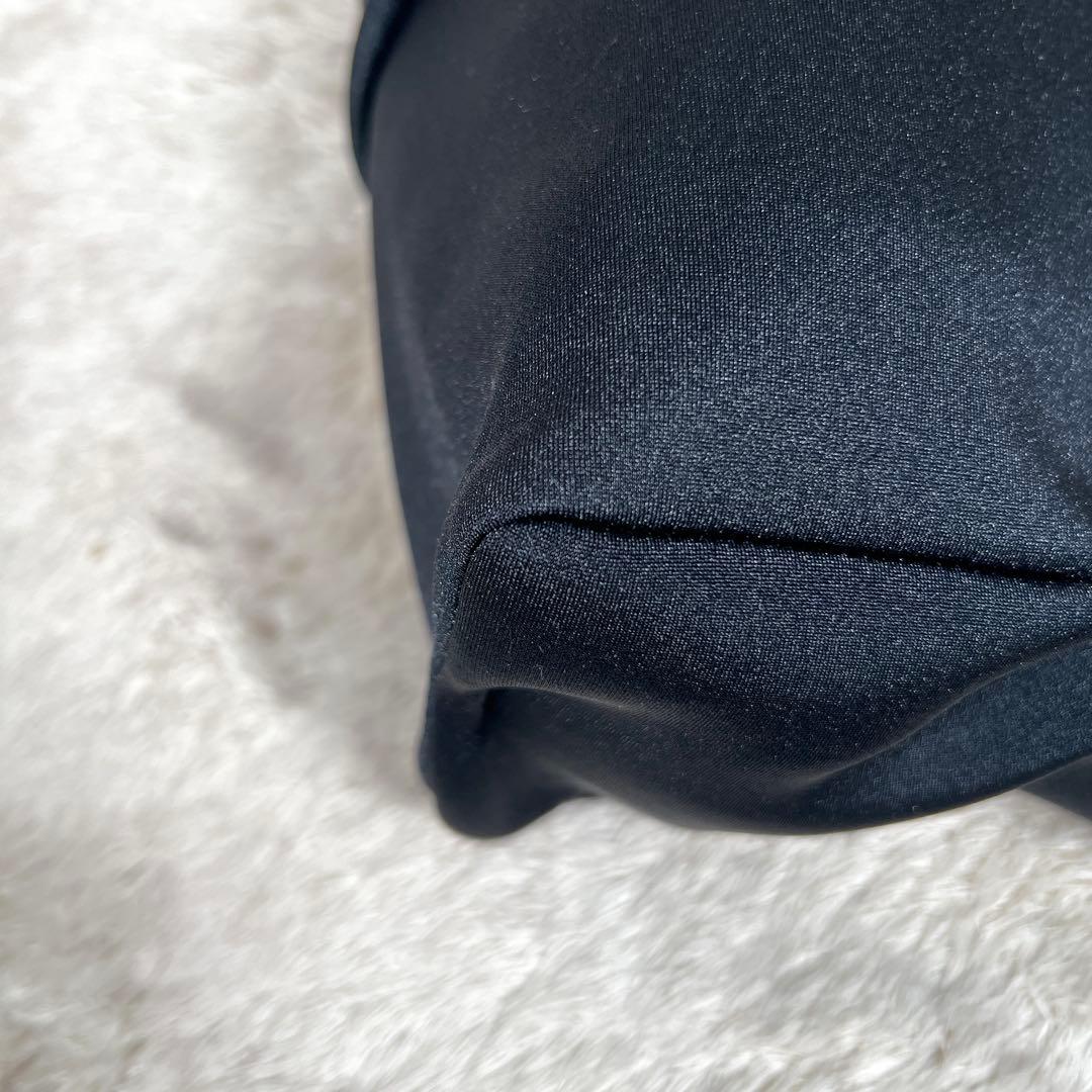 美品✨　kawa-kawa カワカワ　トートバッグ　wet S ブラック