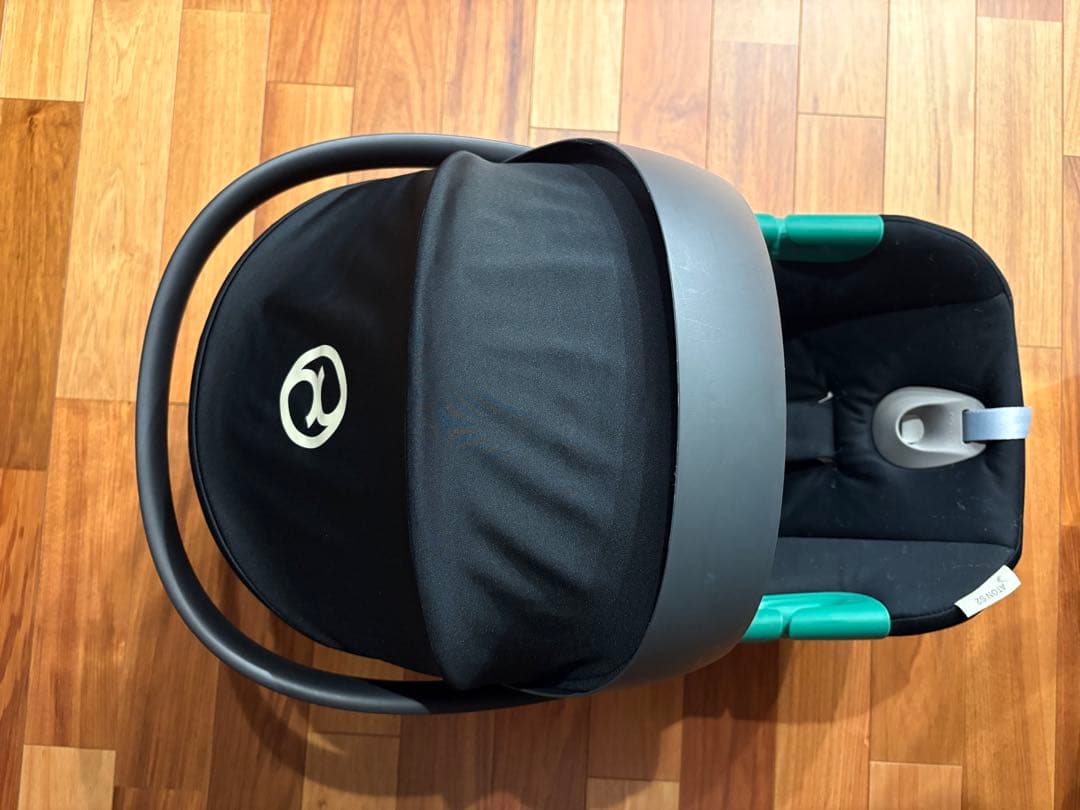 Cybex サイベックス チャイルドシート　トラベルシステム