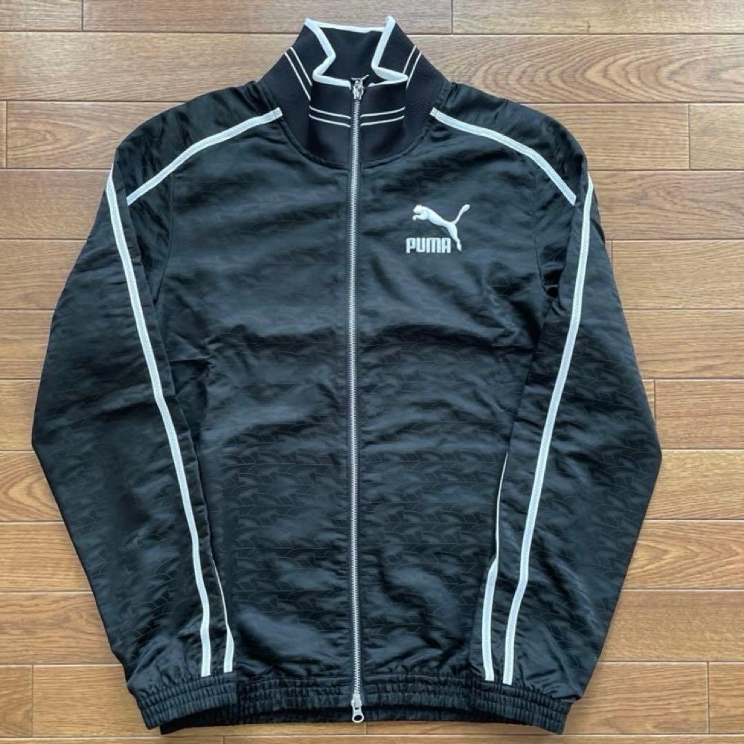 PUMA モノグラムセットアップ