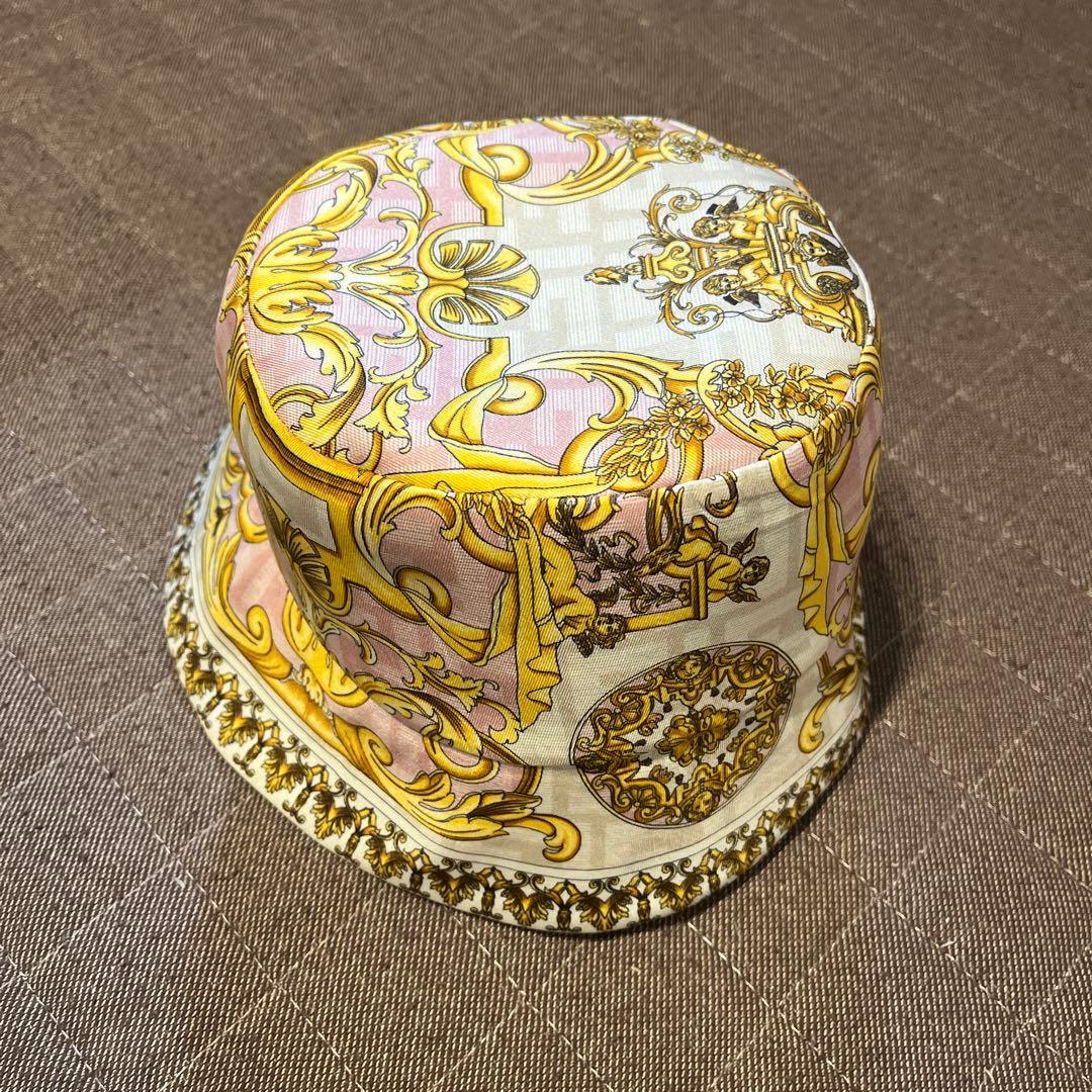 激安セール！　FJENDACE ハット フェンディ ×ヴェルサーチェ