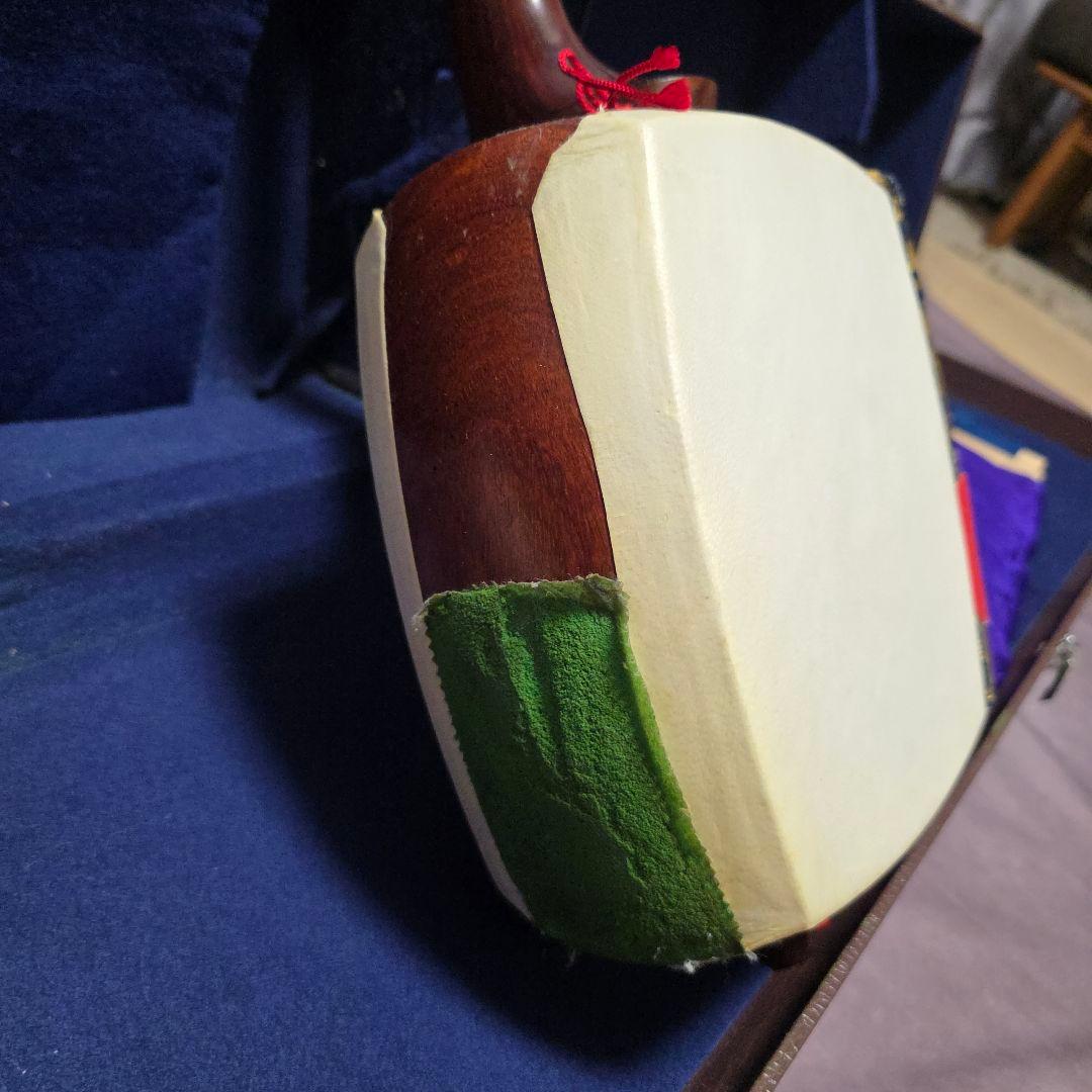 三味線ハードケース付き 新品弦３本・布カバーつき　楽器　和楽器　音楽　趣味