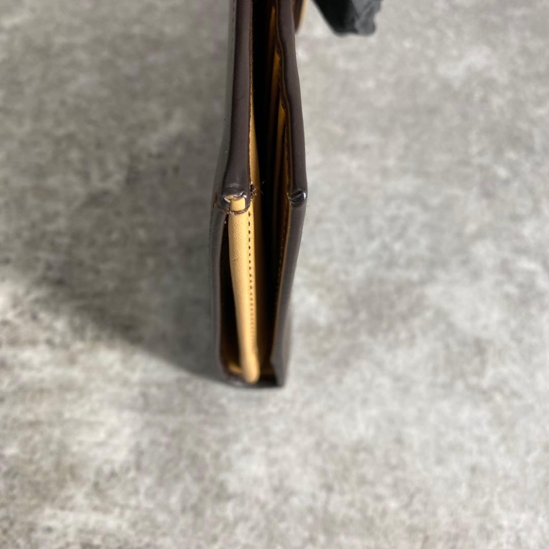 美品 フェラガモ ゴールド ガンチーニ 二つ折り 長財布 ブラウン