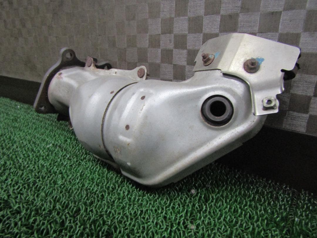 ☆送料込☆良好美品☆スバル WRX S4 純正 触媒 キャタライザー FCA71