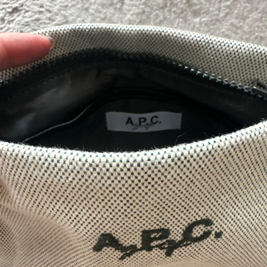 【美品】A.P.C. クラッチバッグ ゴルフ