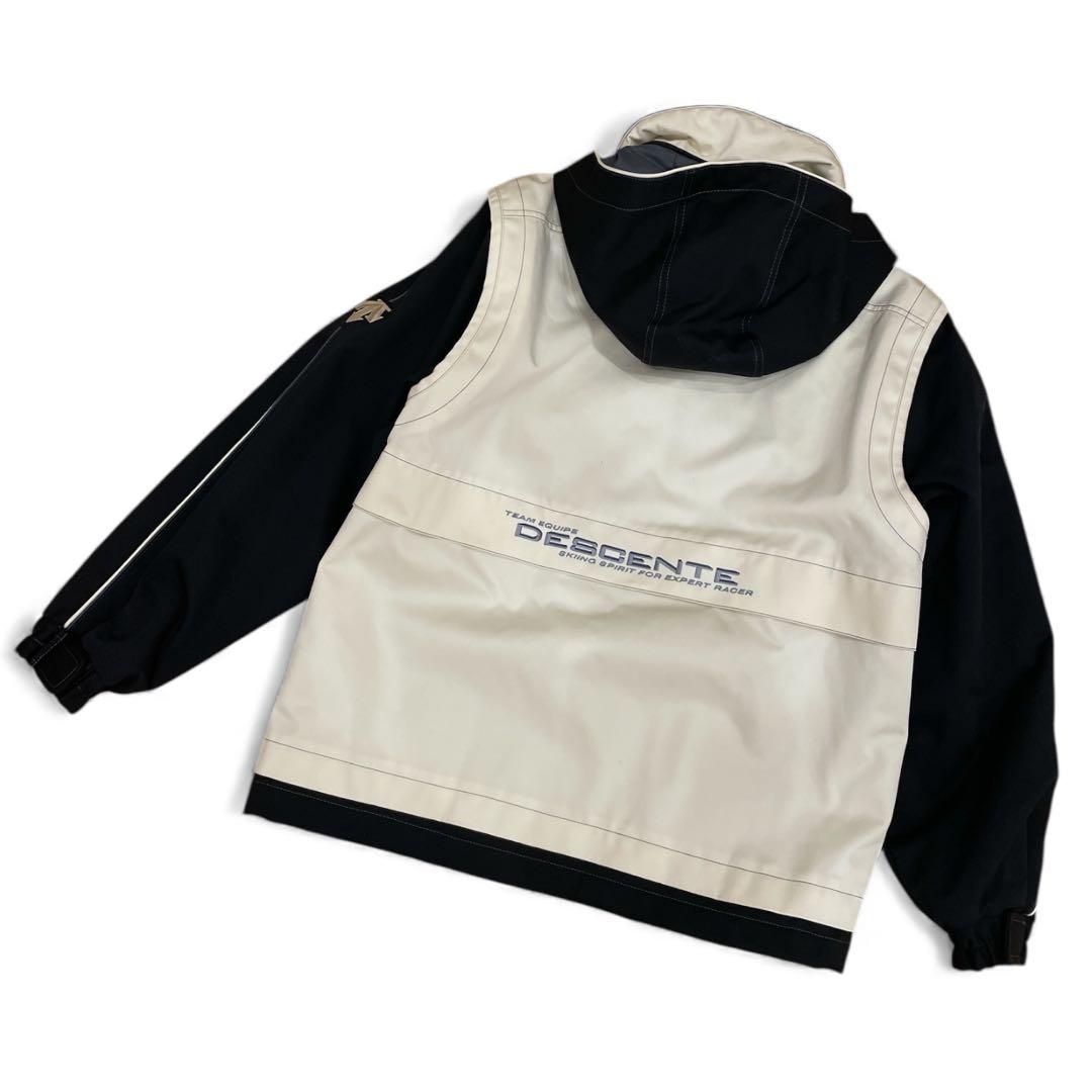 デサント　M　スキー　スノーボード　ウェア　上下セット　ブラック　オフホワイト