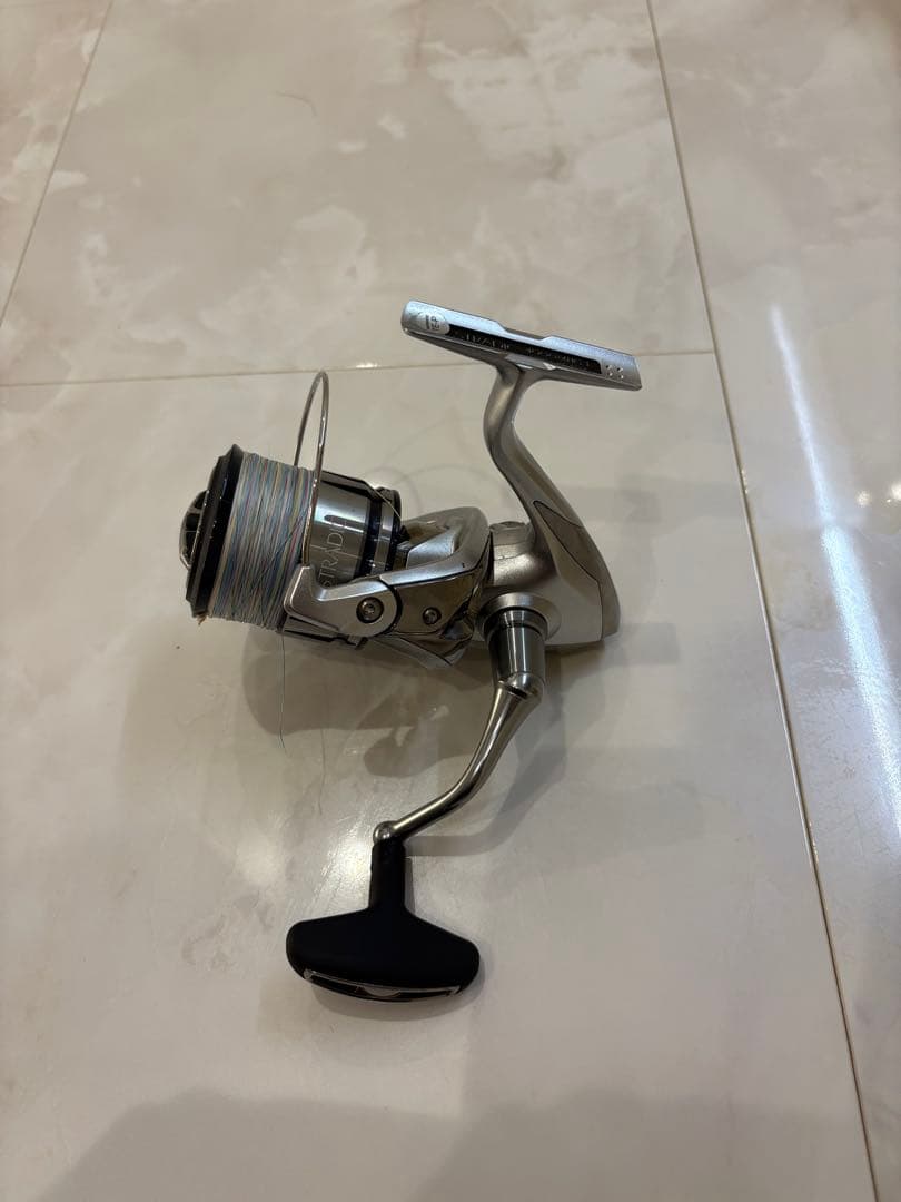 SHIMANO STRADIC 4000MHG-L スピニングリール