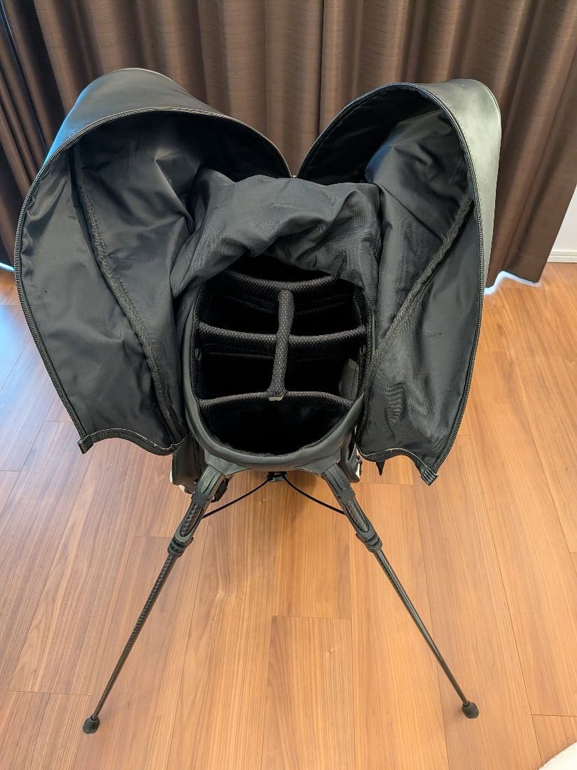 a*7様 J.Lindeberg キャディバッグ スタンド付き