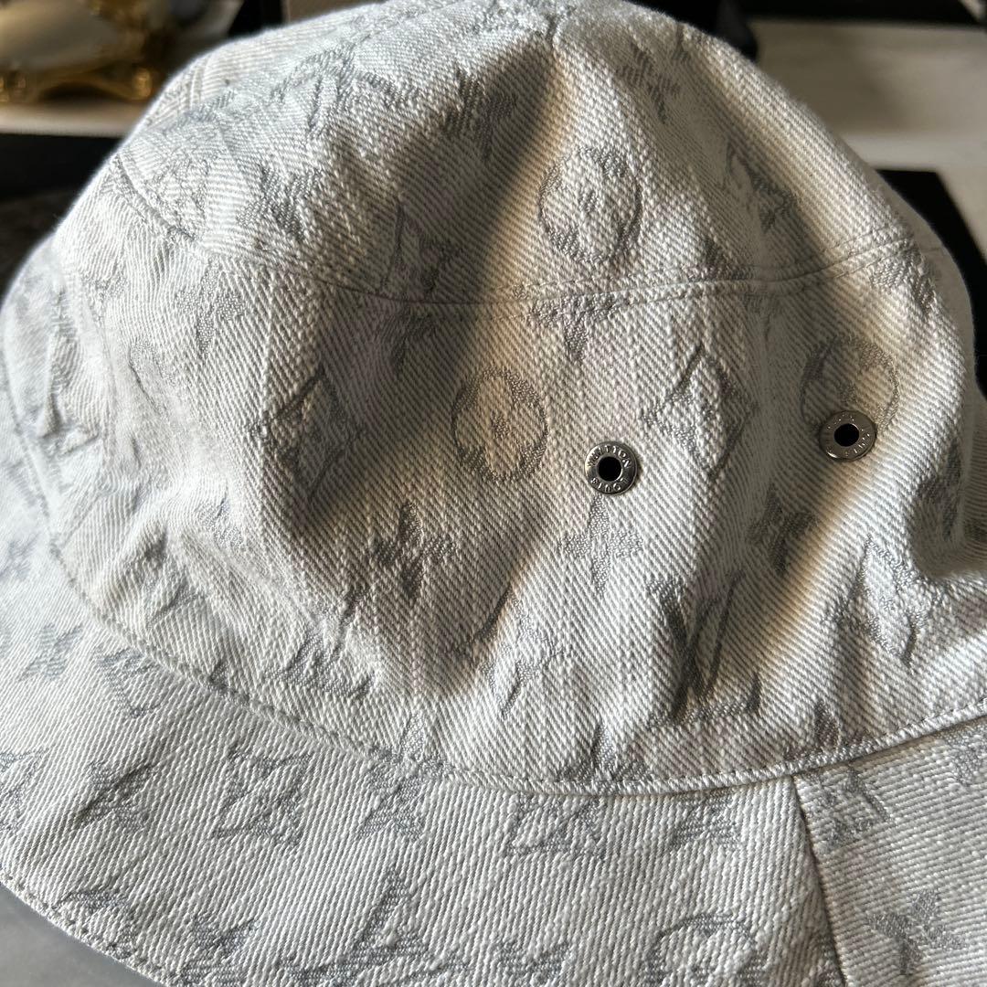 Louis Vuitton バケットハット ホワイト/グレー