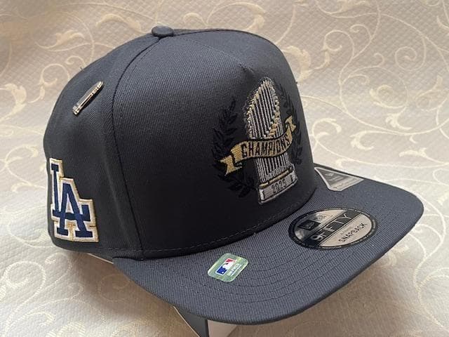 大谷翔平25ワールドシリーズチャンピオンパレード9FIFTYピンバッチ付限定品