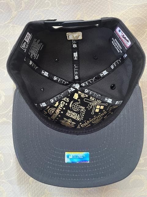 大谷翔平25ワールドシリーズチャンピオンパレード9FIFTYピンバッチ付限定品