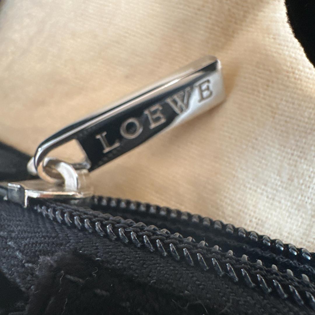 LOEWE　未使用　ベロア　ワンショルダーバッグ　黒