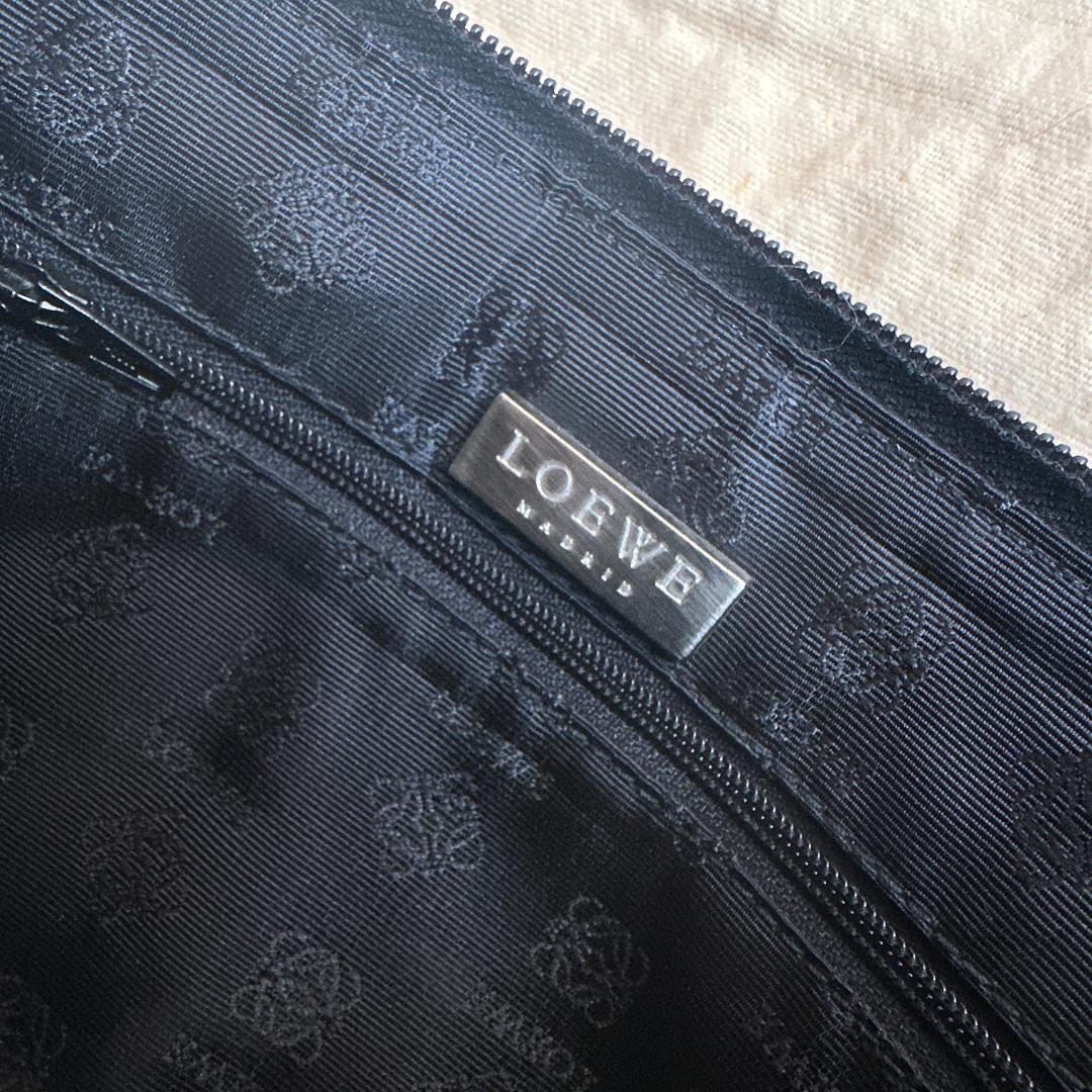 LOEWE　未使用　ベロア　ワンショルダーバッグ　黒