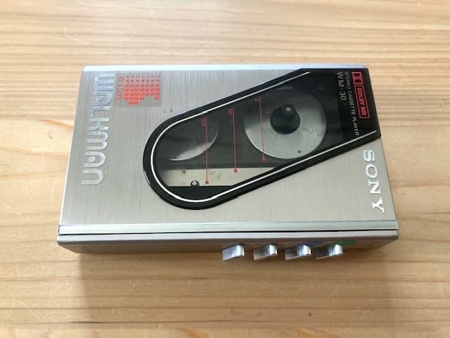 超美品 高音質 整備済完全動作品 ソニー WM-30 シルバー
