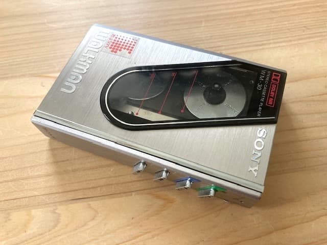 超美品 高音質 整備済完全動作品 ソニー WM-30 シルバー