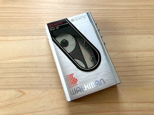 超美品 高音質 整備済完全動作品 ソニー WM-30 シルバー