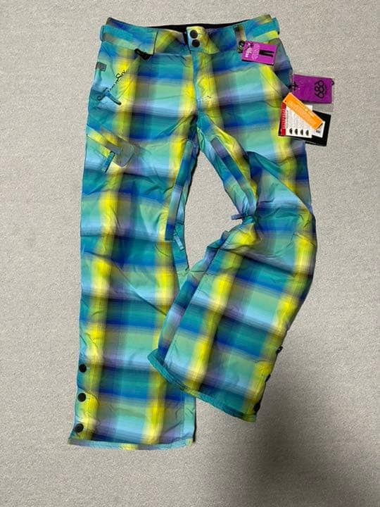 スノーボードウエアー　レディースＭサイズ相当