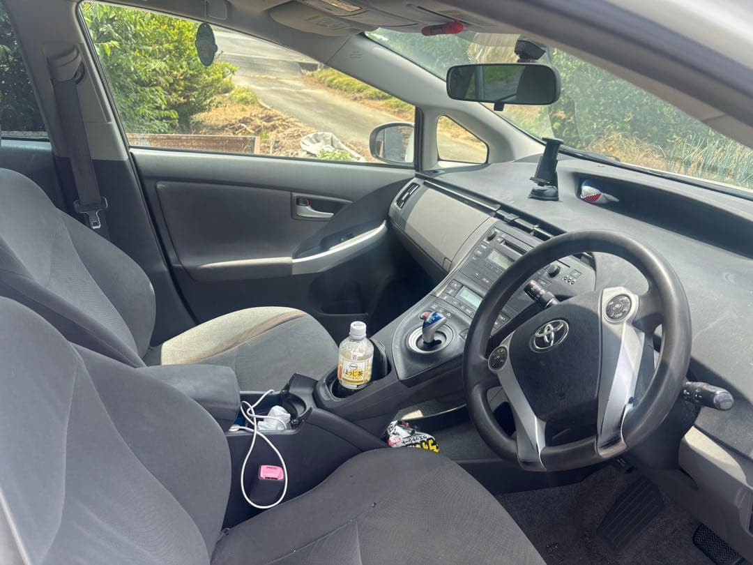 プリウス30 早い者勝ち今日夜引き取り限定、