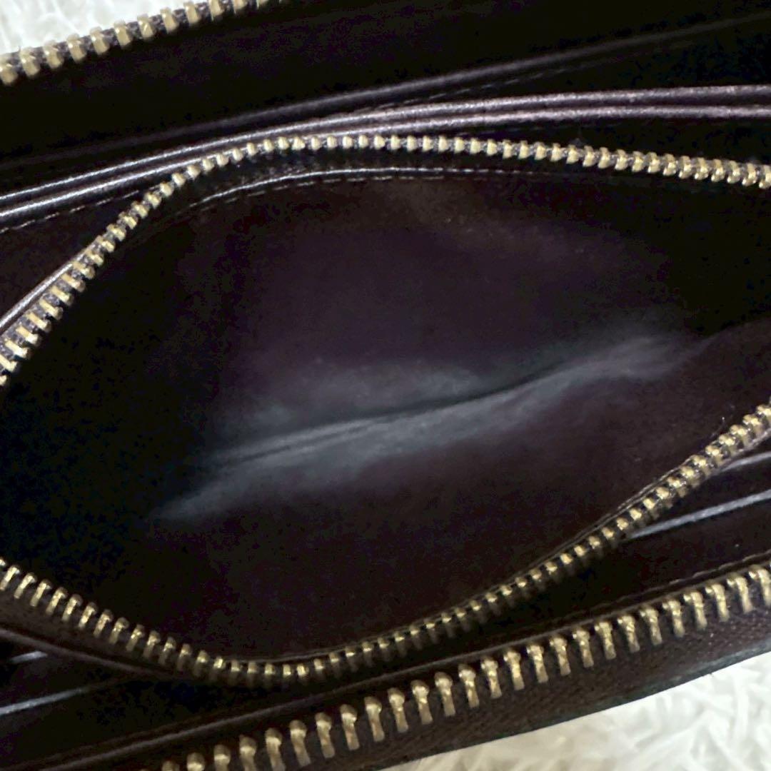 ルイヴィトン ヴェルニ アマラント ジッピーウォレット