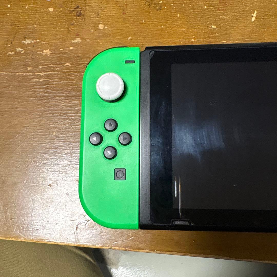 Nintendo Switch 本体 赤と緑のジョイコン