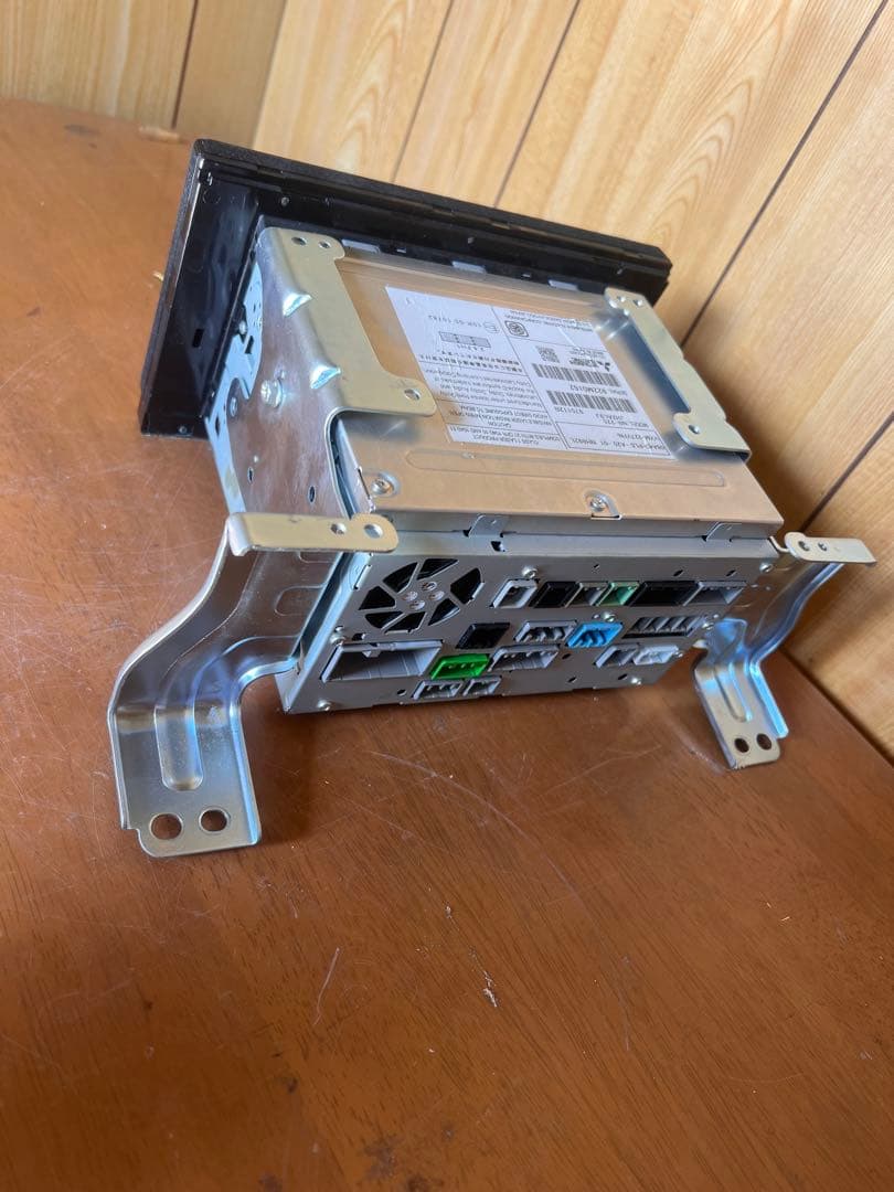 カーナビ Gathers VXM-227VFNi