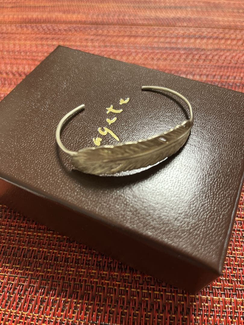 アガット　シルバー　羽モチーフ　バングル