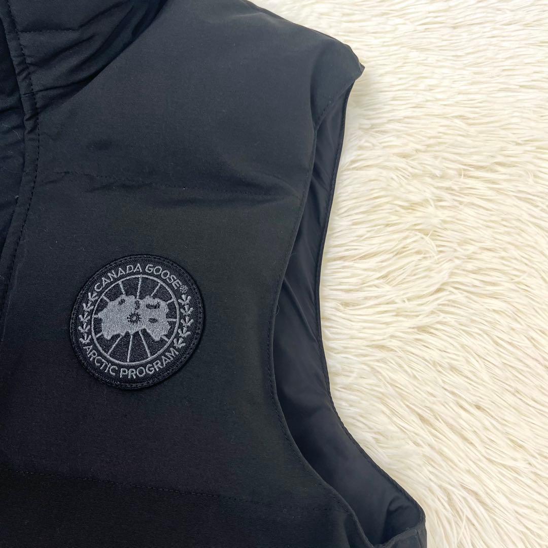【極美品/希少】カナダグース ギャルソンベスト ブラックレーベル 黒 Sサイズ