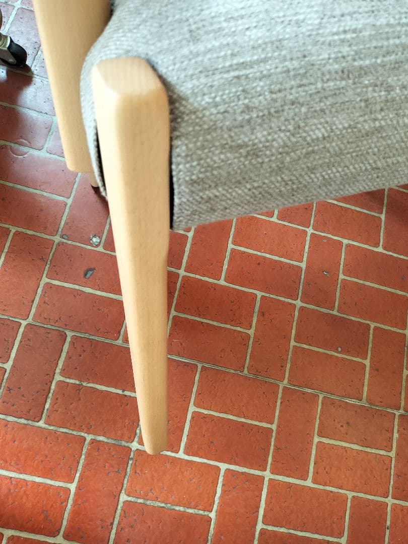 美品 ニトリ 天然木製 Dコタツチェア プライウッド アームチェア 布張り