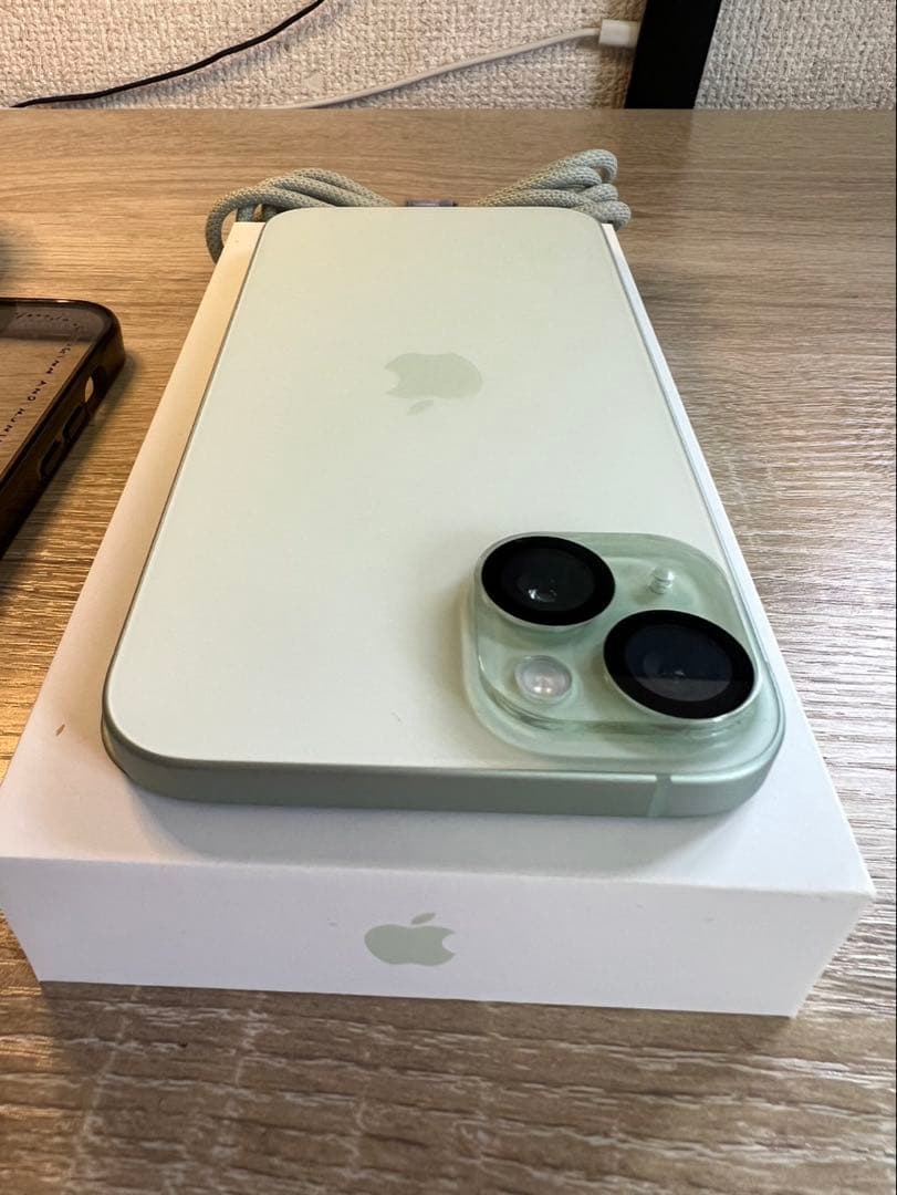 【美品】iPhone15Plus 128GB CASETiFY・Anker付