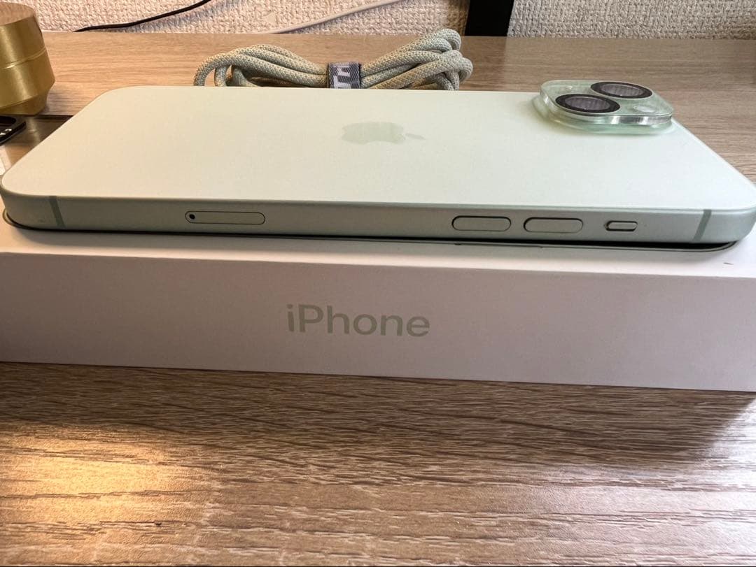 【美品】iPhone15Plus 128GB CASETiFY・Anker付