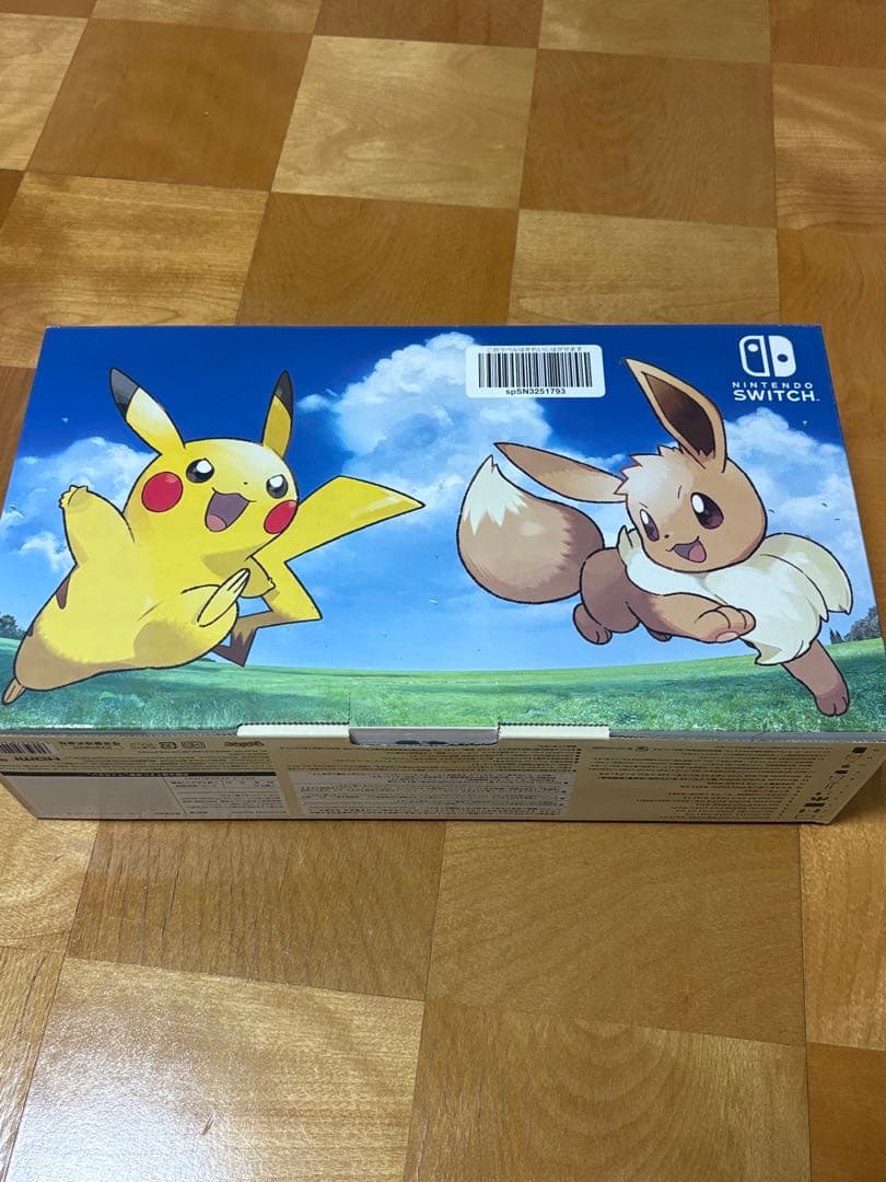 Nintendo Switch ピカチュウデザイン 128GB