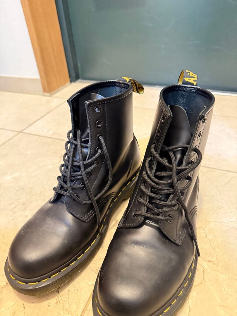 Dr.マーチン　ブラックレザー ハイカットブーツ