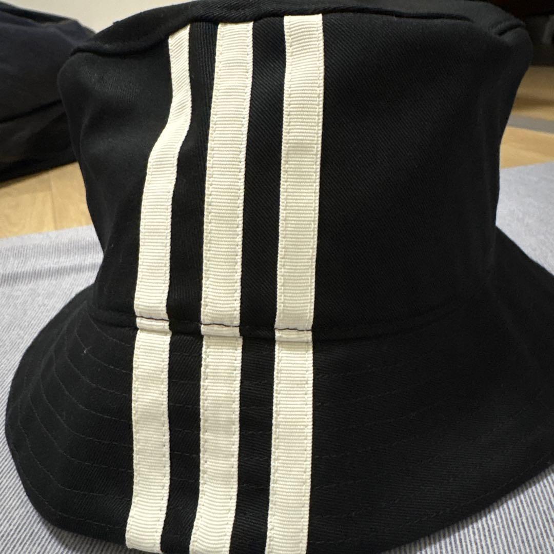 <日本未発売>oasis アディダス バケットハット 希少ブラックM/Lサイズ