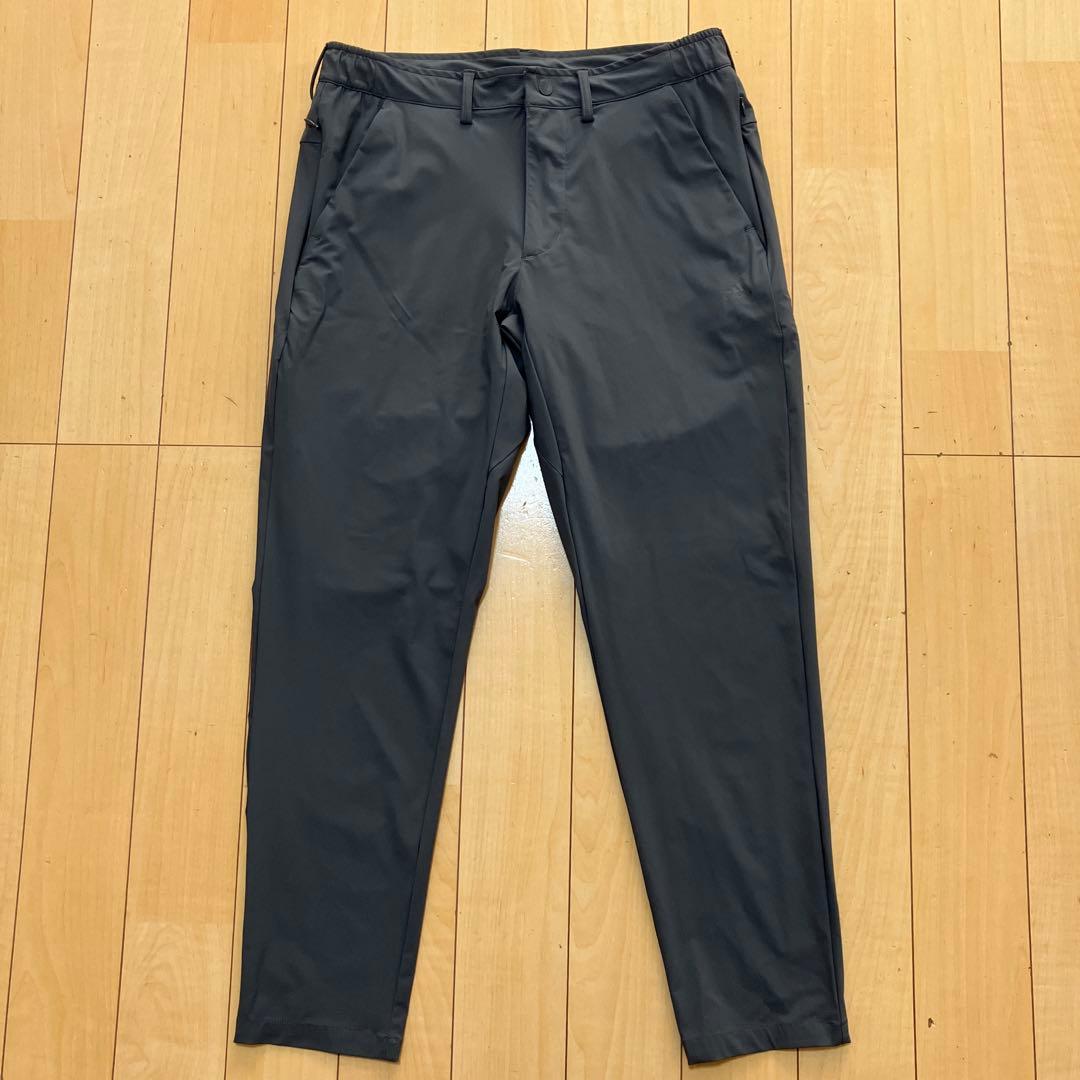 adidas アディダス　スーツ　セットアップ　ロゴ　ストレッチ　グレー　L